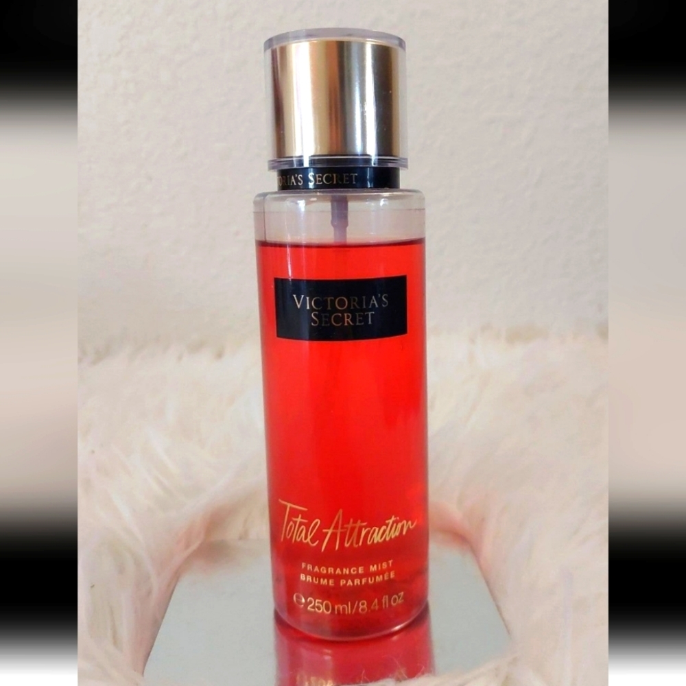 Victoria's Secret Total Attraction
